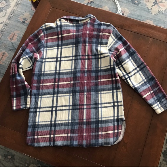 Plaid Button-Up Shirt‎ - Red, Blue, White - Picture 5 of 5